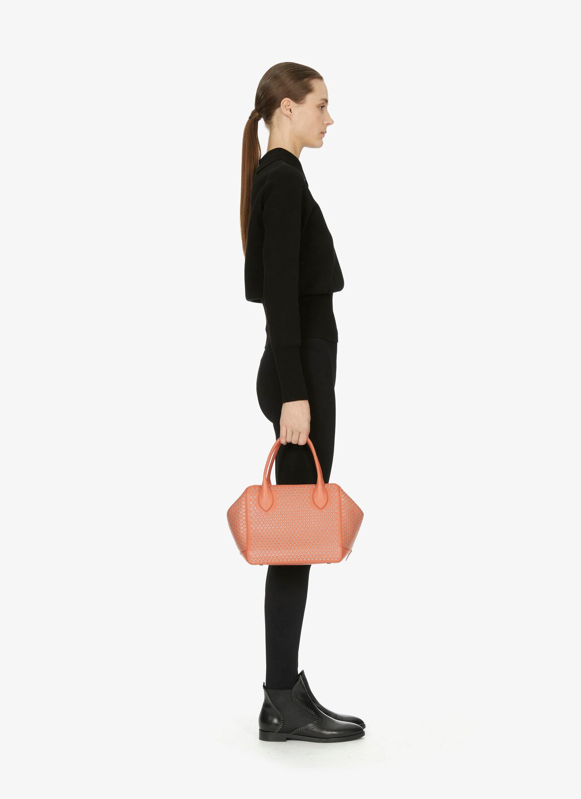 ALAÏA HERBST